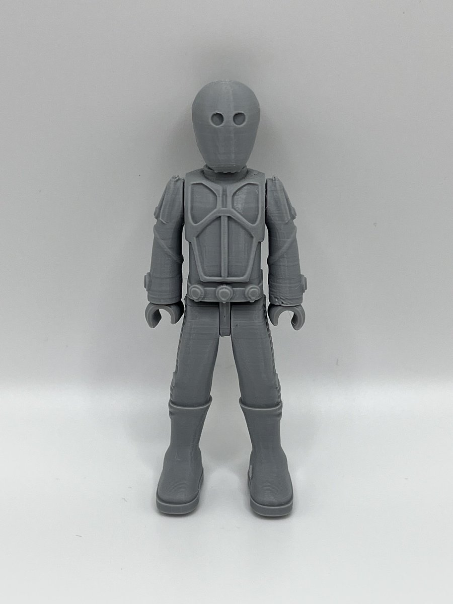 3D printed Issac from 'The Orville' designed by @Playactiontoys and available on his Printables page: printables.com/model/433914-i….  I used silver PLA from @inlandFilament on my @Prusa3D Mini+.