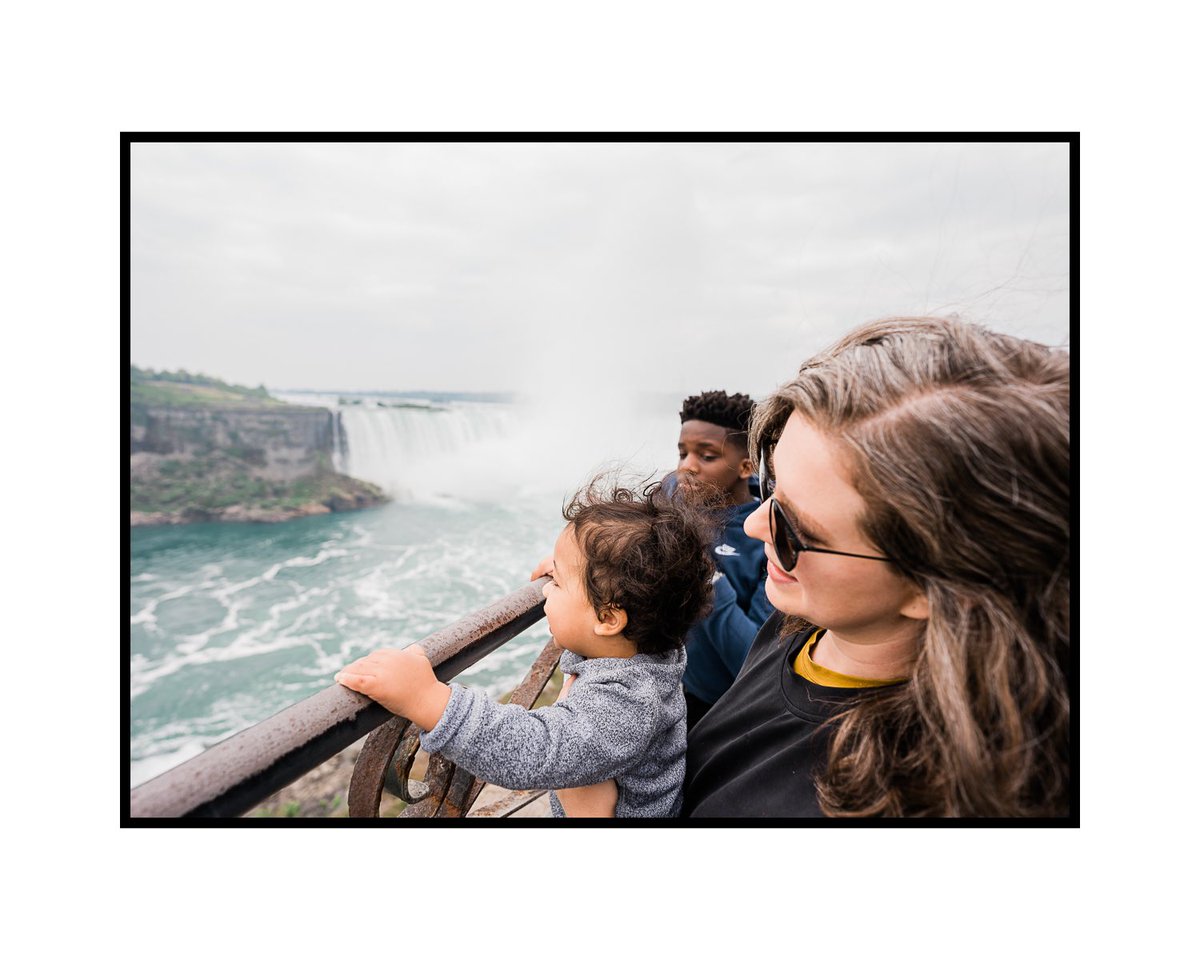 kryshenry's tweet photo. Family outing at Niagara Falls; historically known as the place where Jim and Pam got married. https://t.co/Hz5qE1KyEQ