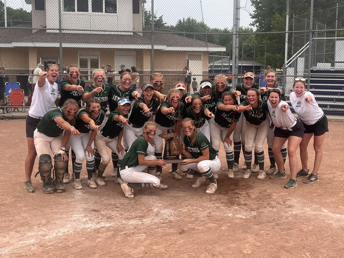 JenisonWildcats's tweet image. REGIONAL CHAMPIONS!!!

Softball defeats Rockford by a score of 6-5 in the bottom of the 9th inning on a walk-off double by Morgan Macek

Macek drove in all six runs including two home runs
