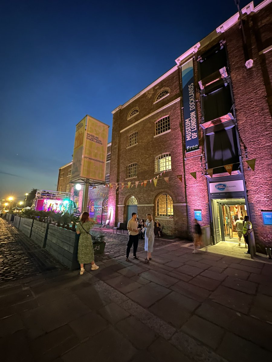 drdan_o's tweet photo. And with that the evening’s festivities have ended - Happy 20th Birthday @MuseumofLondon Docklands! #MoLD20 #museumoflondondocklands https://t.co/WFzVPMvuY8