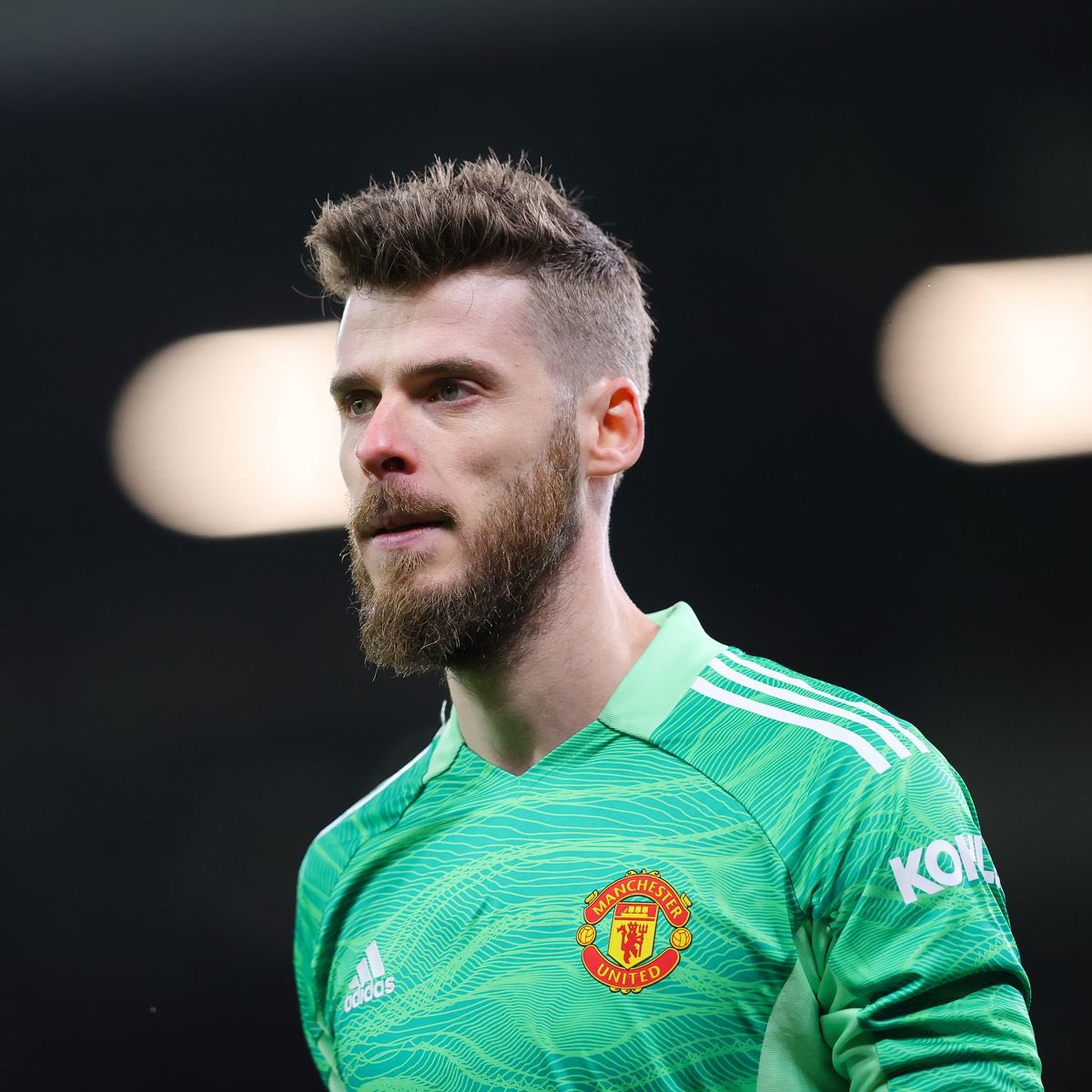 privilege_mufc's tweet photo. Honestly how can you watch Onana and still want DeGea to continue as our #1 next season.? https://t.co/oTA8ruU3yq