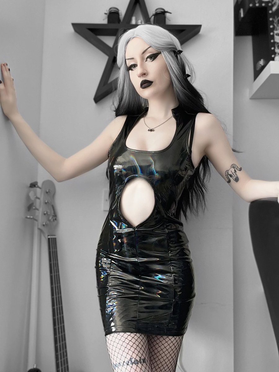 bleachhh_'s tweet photo. i got to work with killstar, i can now retire 🥹 https://t.co/QPLck252jr