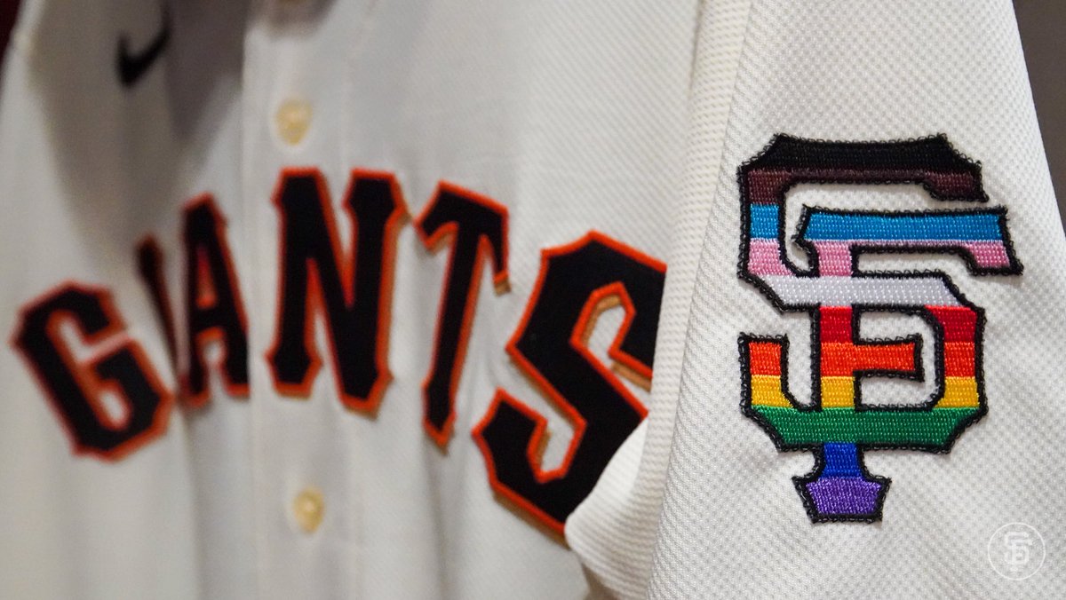 Giants become first MLB team with Pride uniforms