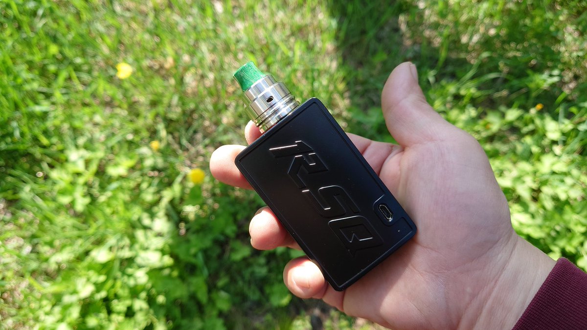 CebrjowHwScHCkj's tweet photo. 皆さんおはよっチェ😆👍今日も宜しくご安全に🙇💦 RSQ squonk mod by #Hotcig 😋💦意外にに初投稿😅✨#vape #vape好きな人と繋がりたい #VAPE好きと繋がりたい #VAPE初心者 https://t.co/4evsjfcjyD