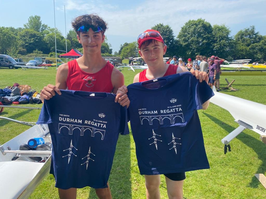 And they won! Well done Oli &amp; Wilson pairs ⁦<a href="/DurhamRegatta/">Durham Regatta</a>⁩ ⁦<a href="/SheffieldCityRC/">Sheffield City RC</a>⁩ ⁦<a href="/VCDBusiness/">Visit County Durham</a>⁩ ⁦<a href="/ThisisDurham/">This is Durham</a>⁩