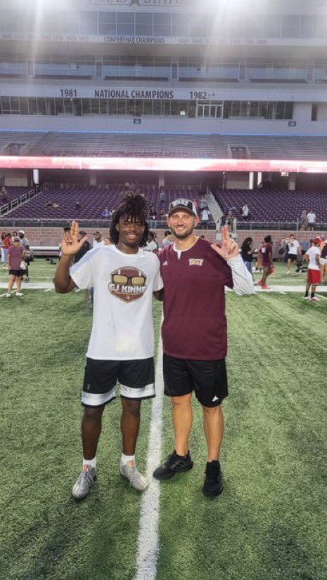 🚨Recruiting News🚨: 2025 Lakeview Centennial (TX) Wide Receiver <a href="/Julius3Joker/">Julius Spencer</a> has just picked up an offer from Texas State