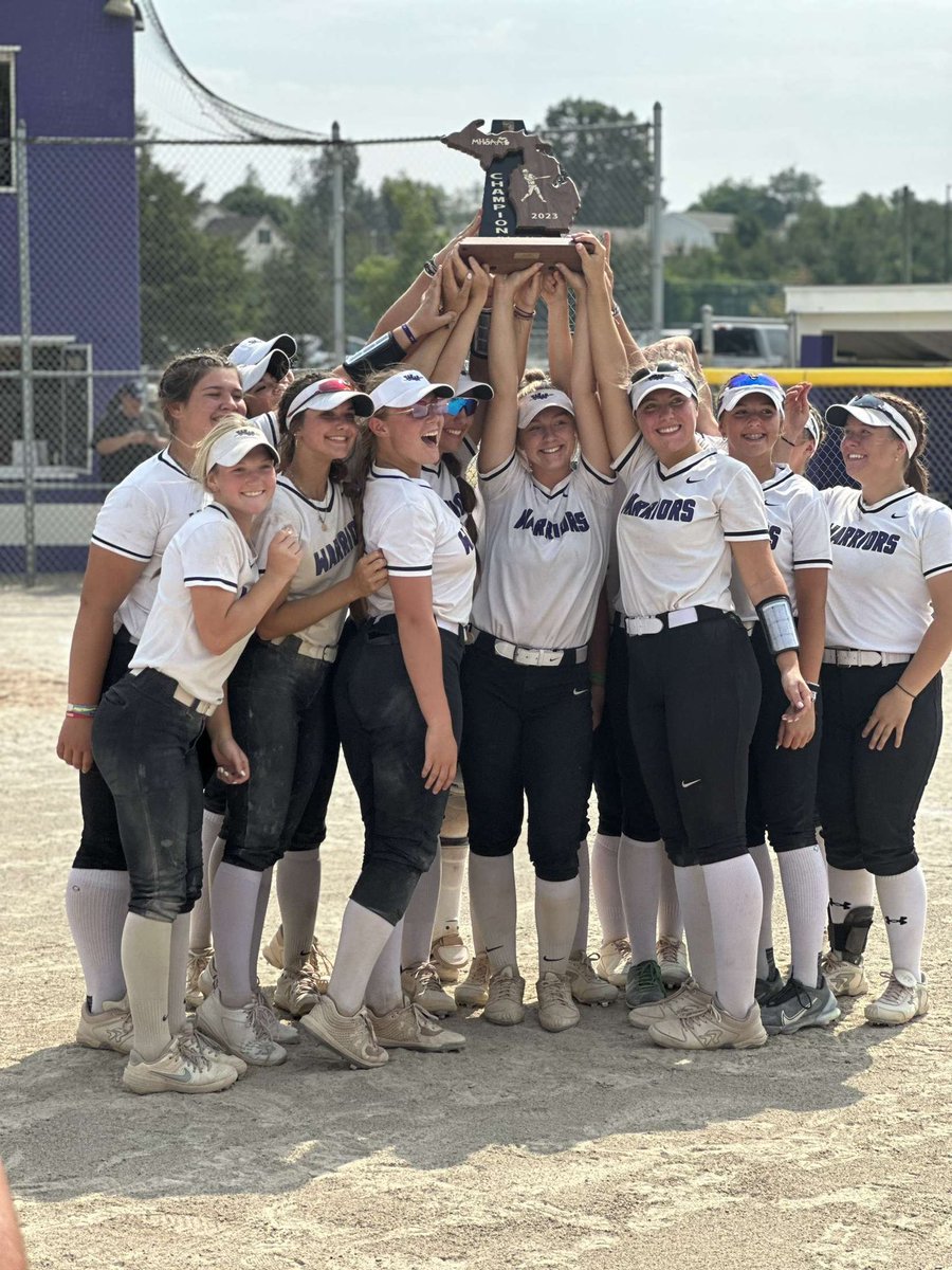 BrookeT027's tweet photo. MHSAA Division 1 Regional Champs!! Today we outscored our opponents 14-0. We will be at Quarter Finals at Albion College on Tuesday. Proud of our team today! First time Woodhaven softball has won regionals! https://t.co/CxN00NgBOi