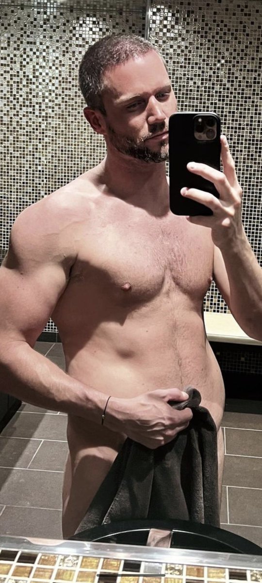 Mother Of God <a href="/DanielJGranger/">Daniel Granger</a> is just a horny thirst trap 🥵🤤🥵🤤