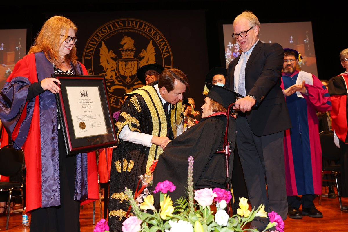 Marie Jones left Dal to care for her sick teenaged son in the mid-1970s. This week, nearly a half century later, at age 92, she crossed the stage to receive her parchment — one of 11 degrees her family has earned from the university: bit.ly/43xlMj5