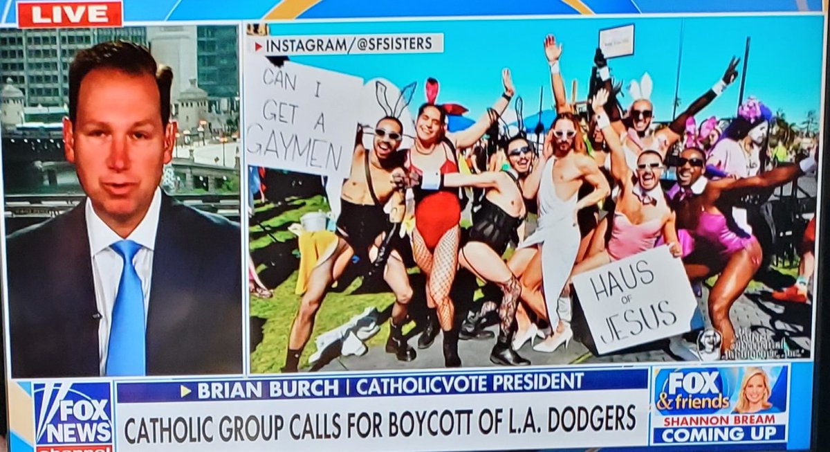 @MaineMan2020 Democrats throwing christians to the wolves tomorrow at LA #Dodgers Stadium where they're going to have Trangenders mocking Jesus. It's wrong to make fun of somebody else's religion & this is Worse they are Degradating Christians. Getting an award from the dodgers for doing it