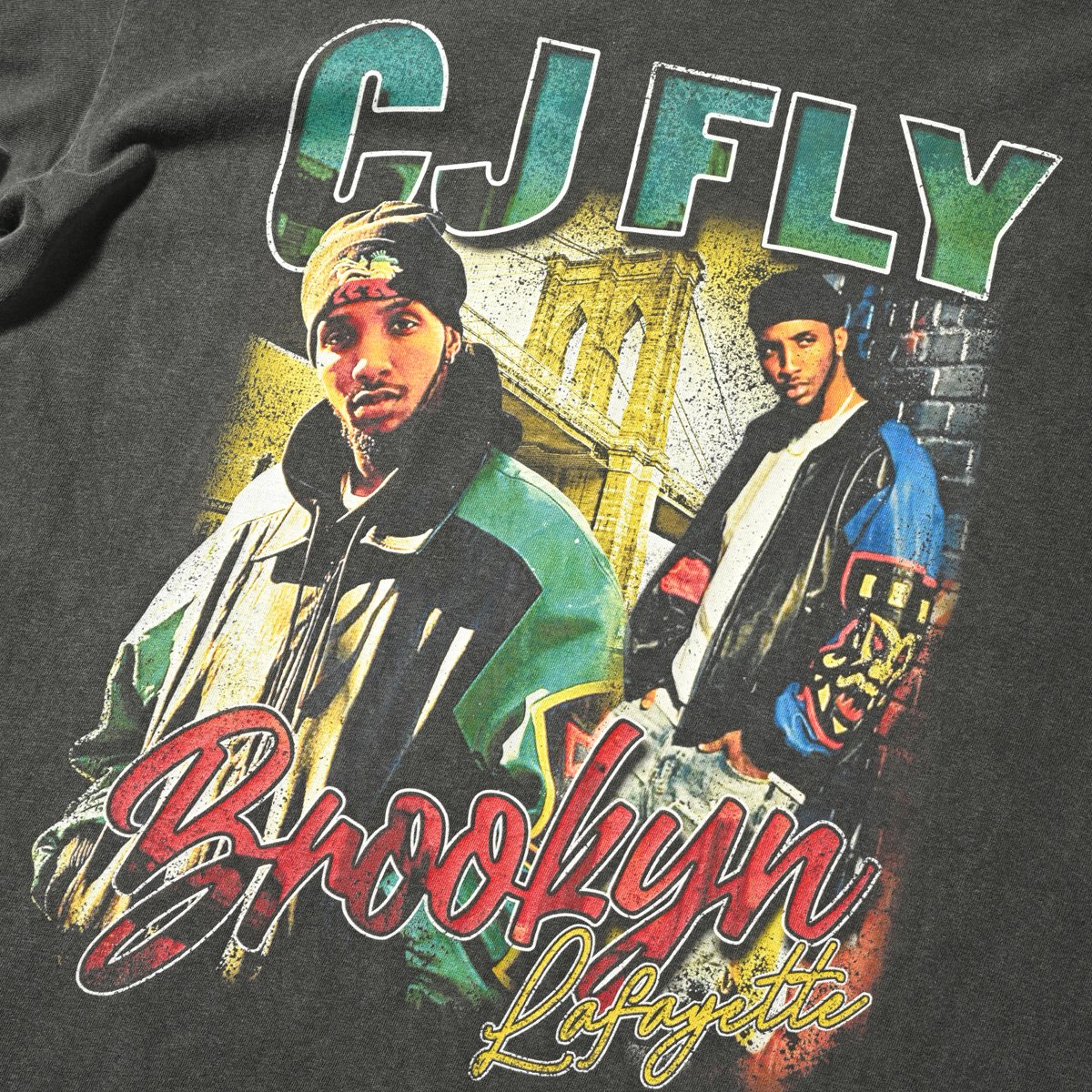 lafayette_jpn's tweet photo. ・
◆LFYT × CJ FLY RAP TEEがオンラインリリース!!
Pro Era所属のラッパーである「CJ FLY」をフィーチャーしたアーティストTシャツ。
📱https://t.co/4Kq9b8JgoR
#CJFLY #CJ_FLY #PROERA
#Lafayette_tokyo
#Lafayette #ラファイエット https://t.co/jpOj5BT4x6