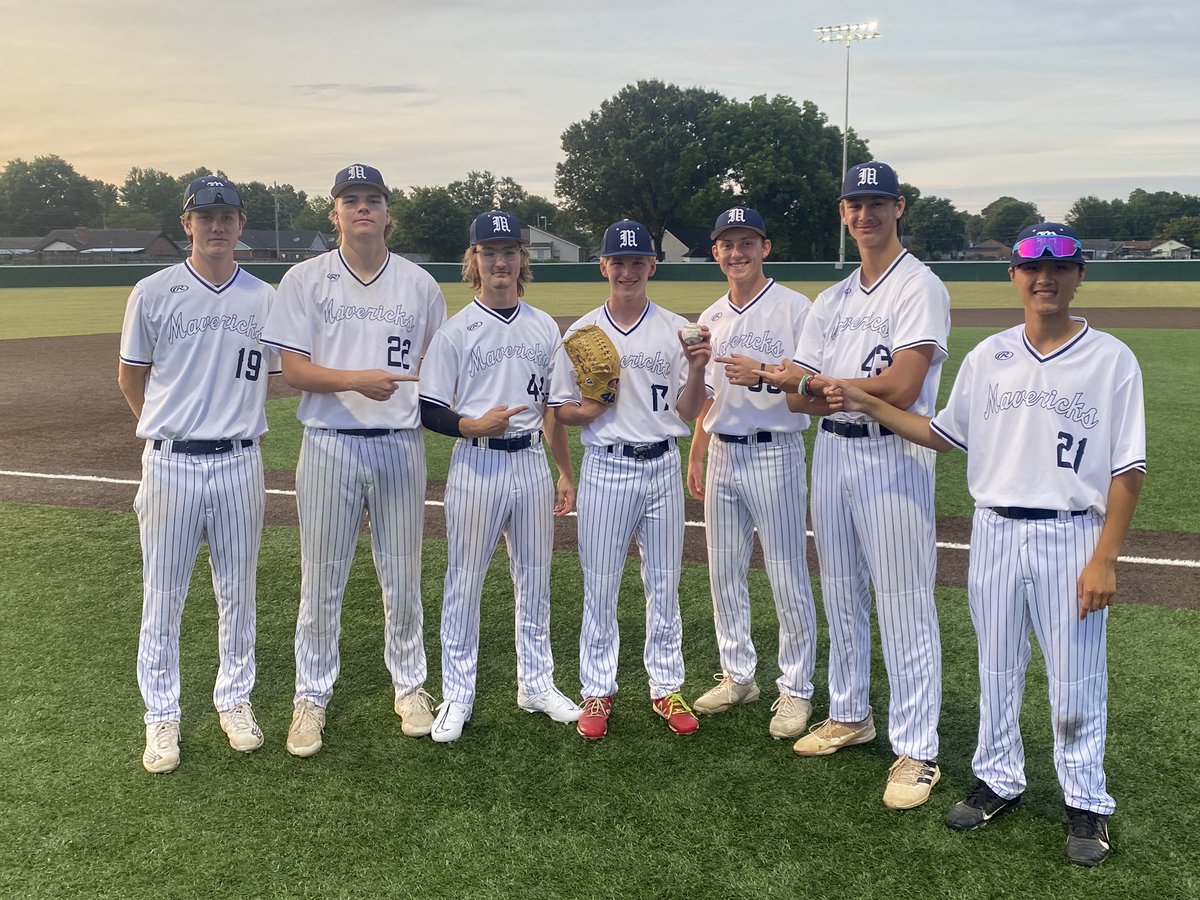Shoutout to our pitching staff!  Through four games in Millington at @PG_Tennessee they’ve given up an average of 2.5 runs per game!  Not bad against a couple of solid hitting clubs!  #rawlingsboys