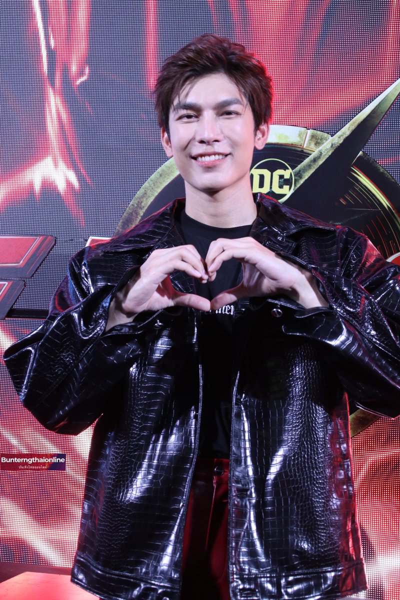 Bunterngonline's tweet photo. มิวศุภศิษฏ์
ร่วม งานเปิดมนตร์ซูเปอร์โร่แห่ง THE FLASH กับงาน THE FLASH GEN Z DAY
#THEFLASHGENZDAY
#MewSuppasit
#มิวศุภศิษฏ์
#mewlions
#TheFlashxMew
#TheFlashGenZday
#TheFlashMovie
#TheFlashTH
#warnerBrosthailand https://t.co/z3Fci8oU1a