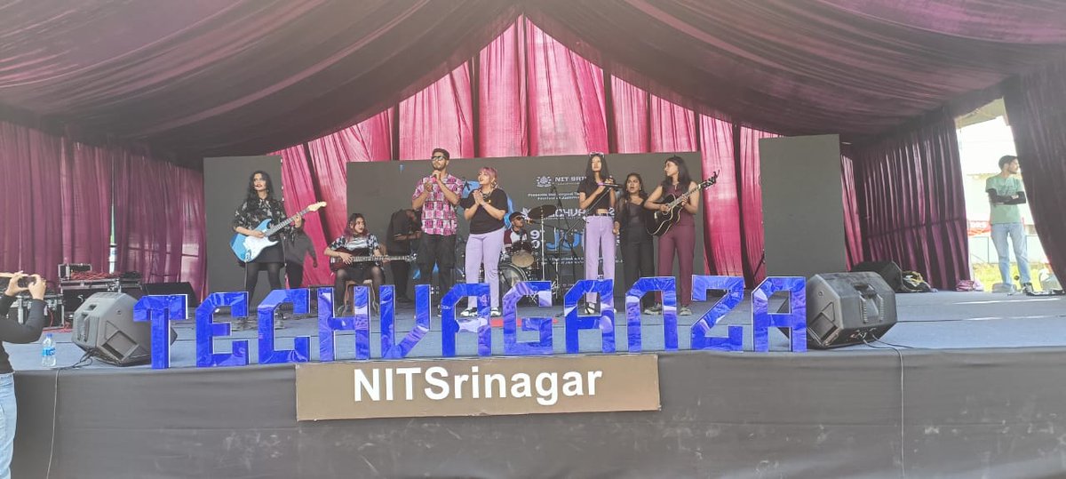 RisingKashmir's tweet photo. #Two-#day #annual ‘Techvaganza' fest concludes at #NITSrinagar
#musicalperformances left the #audience #mesmerized
@nitsriofficial
https://t.co/bn19YmhCXO https://t.co/mdVs4NtLe4