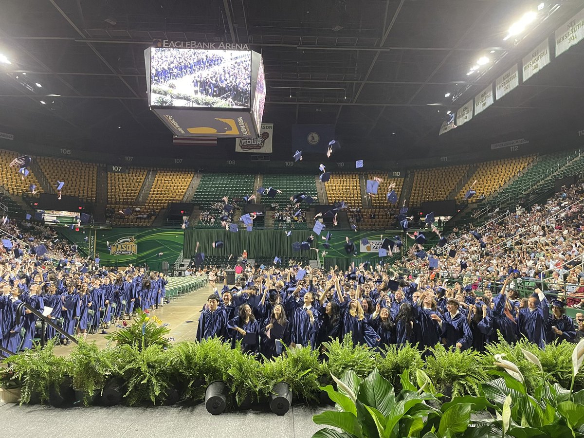FCPSR2's tweet photo. Way to go, @TJHSST_Official Congratulations to today’s graduates of Thomas Jefferson High School for Science and Technology @fcpsnews @TJAnnB #FCPSGrad23 https://t.co/zuMQEdtddT