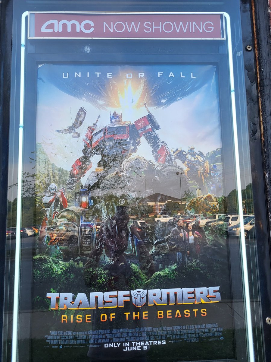 TimPrime1's tweet photo. Tom: It's time to #UniteorFall. #TransformersRiseoftheBeasts is now playing! #Maximize #Rollout #Terrocon #Unicron https://t.co/LfMctr66S7