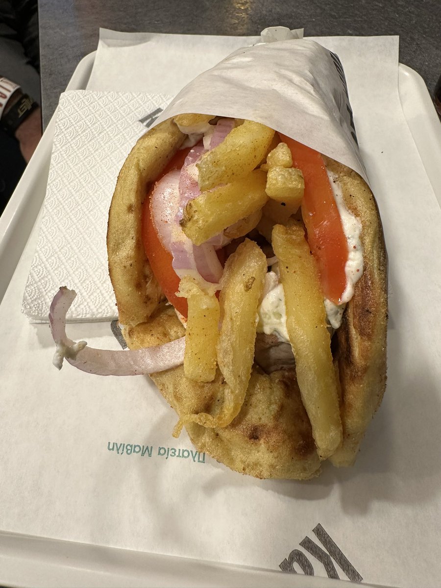 TacoVerdo's tweet photo. Late night dinner with @wpbuilds and @cameronjonesweb is the perfect way to end #WCEU in Athens.
Even when @wpbuilds accidentally sends @danmaby the wrong way in an attempt to get him to join us 🙈
#sorryDan https://t.co/av0c23hJ9p