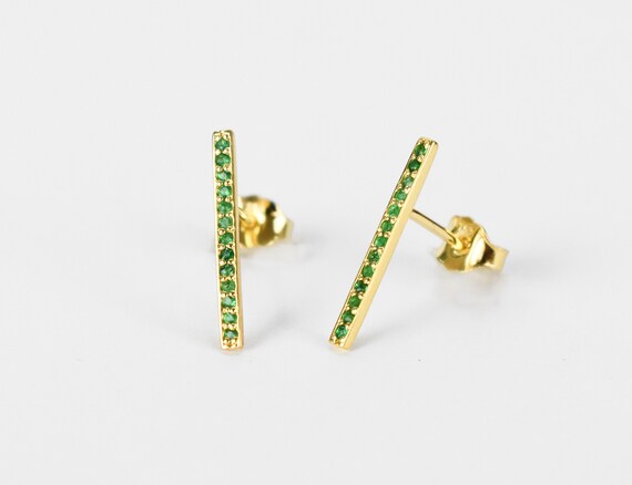 oshijewels's tweet photo. 10k 14k 18k Gold EMERALD BAR Stud Earrings / https://t.co/7fePjN7z88 #earrings #studearrings #emeraldstud #emeraldearrings @etsymktgtool https://t.co/IoI3BcIMyB