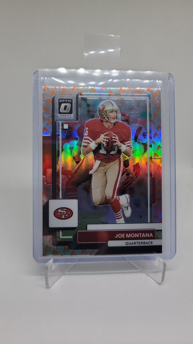 4thDownCards's tweet photo. 2022 Joe Montana Optic Fire SP
$20 OBO

#4DStacks 

Last one for the night! We will be posting more on Monday and throughout the week! 

Thank you so much for making our first stack sale a huge success! https://t.co/WGacE8Wcit