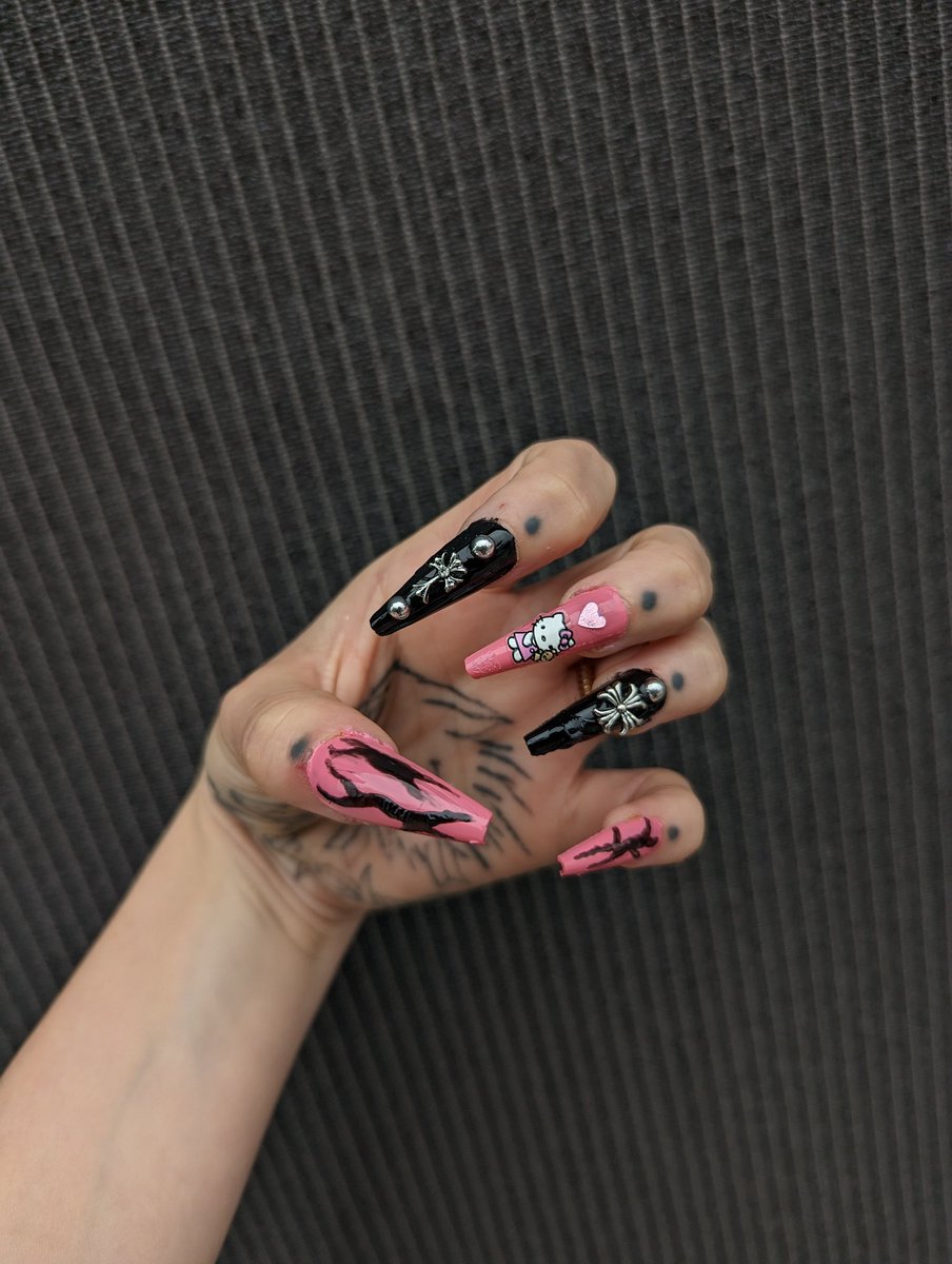 Rae Sage Di Tiero tweet media