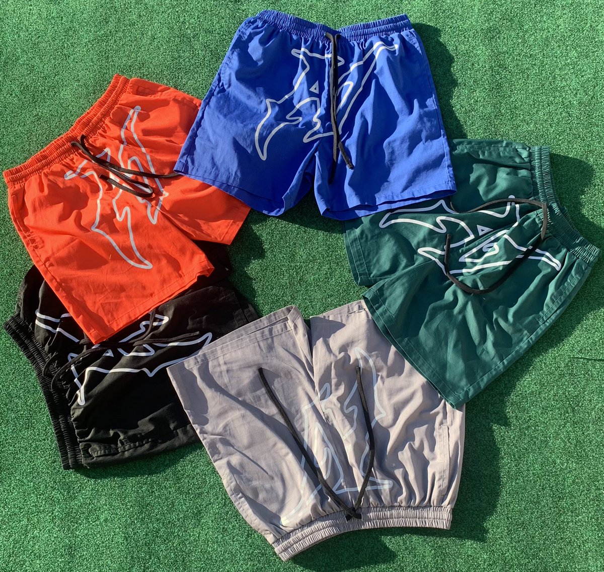 NLSimmy's tweet photo. We’ll see where this clothing brand takes me. Been enjoying the journey so far🔥 https://t.co/ZKfcTUlWAK
