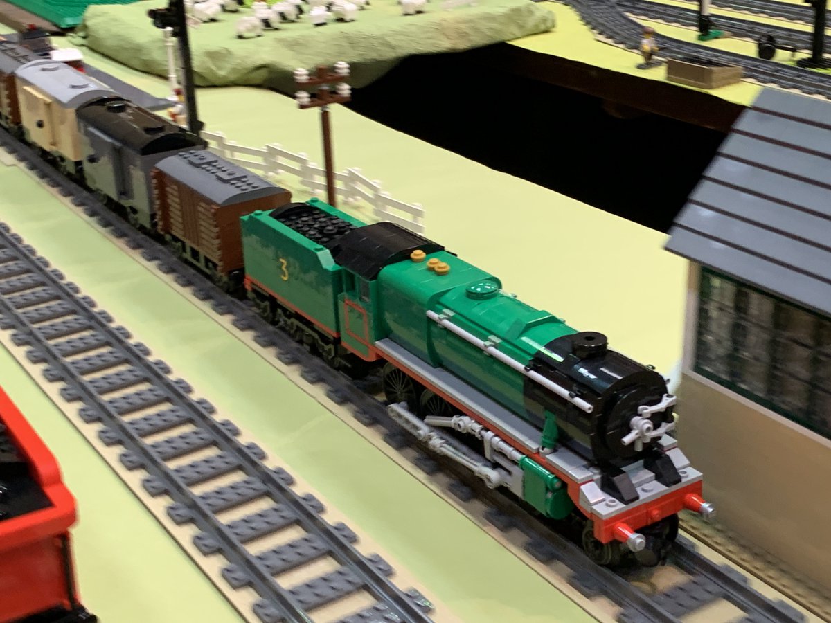 masuzushi_lego's tweet photo. 昨日の振り返り。
#JBF2023 #汽車のもけいじま https://t.co/I4Z4ccLyII