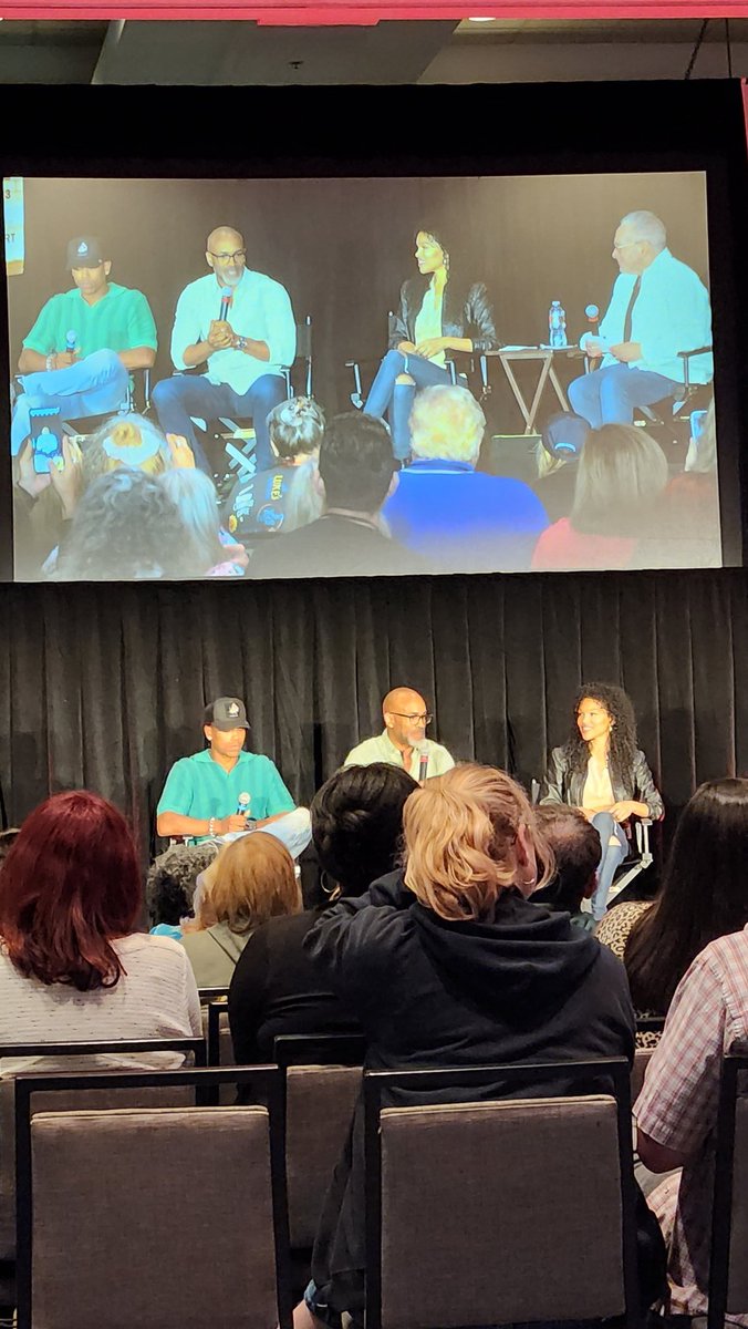 twin_fangirl's tweet image. Yaassss #BlackHospital hours are live with @TajhBellow, @donnellturner1, and @brookkerr 🙌🏾🙌🏾🙌🏾🙌🏾🙌🏾🙌🏾🙌🏾
#GH #GHConvention