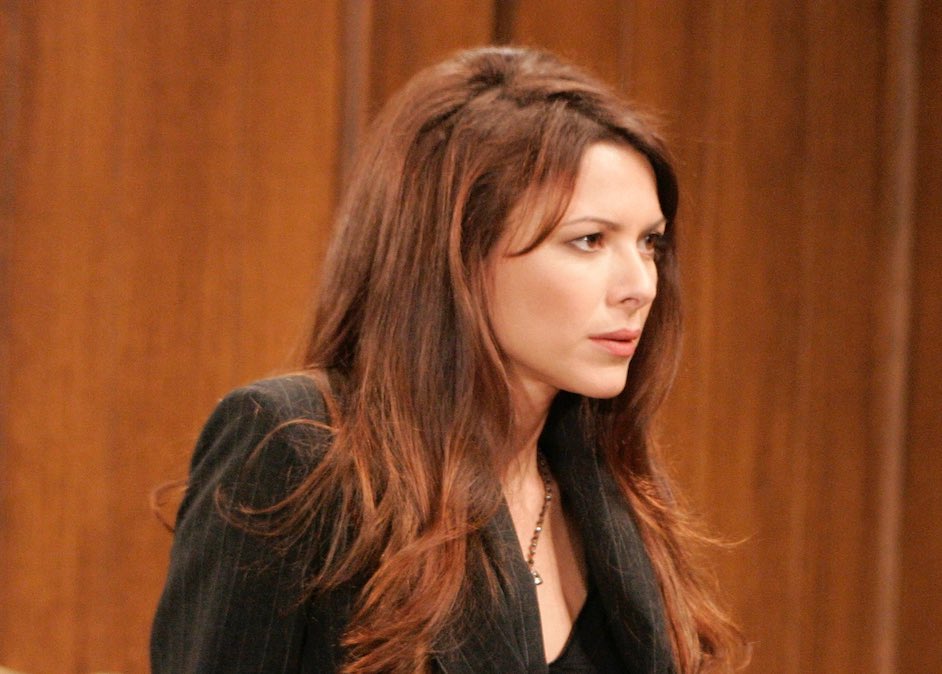 lilchelles's tweet photo. So much hate. SOOOOO much hate. When Ric stepped over her dead body though 😏 #GH https://t.co/ihQtOjkIEs