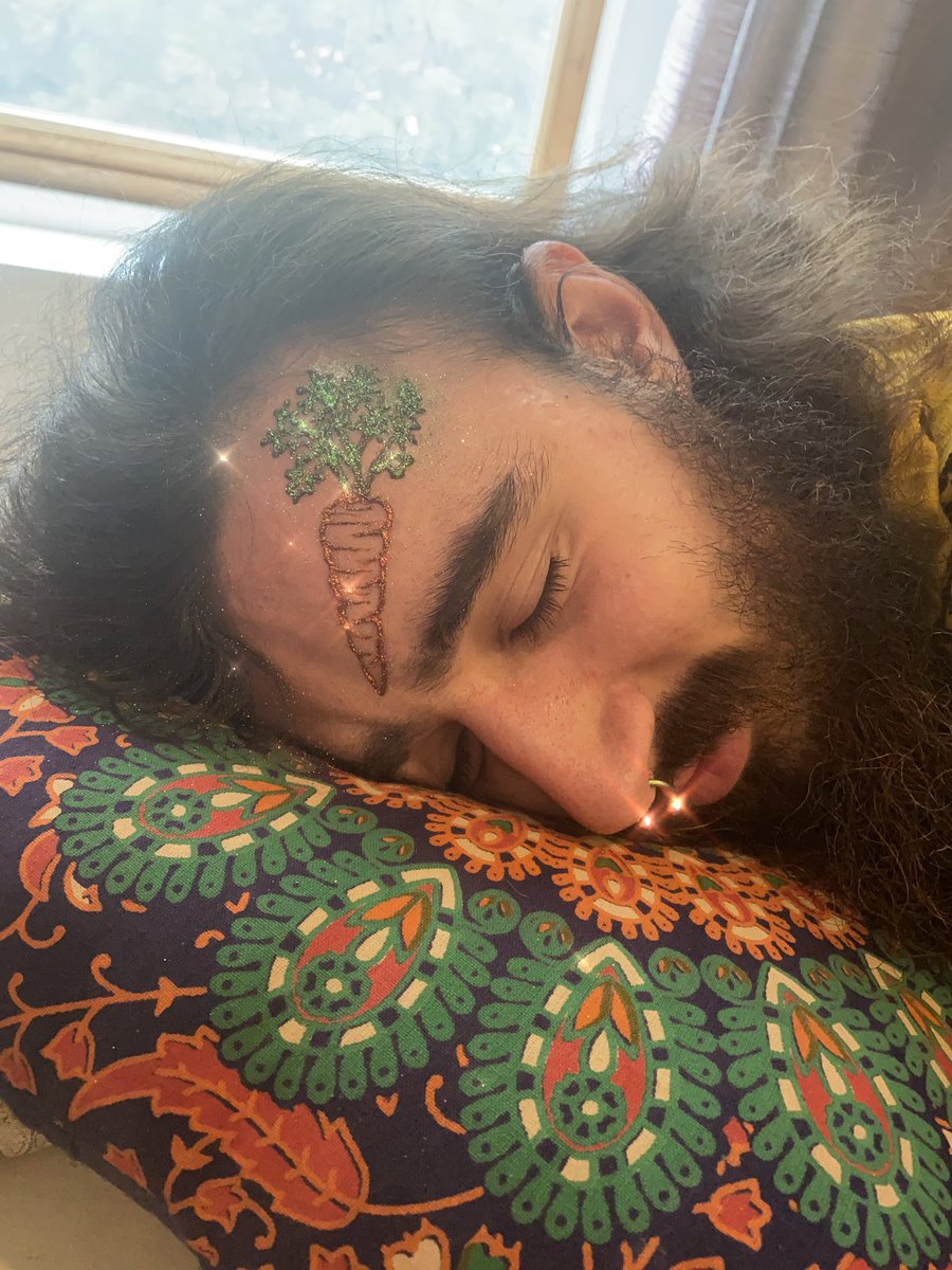 colormecather's tweet photo. Sometimes a glittery carrot goes on a forehead. I love my job. https://t.co/Cfsj8V4tKp