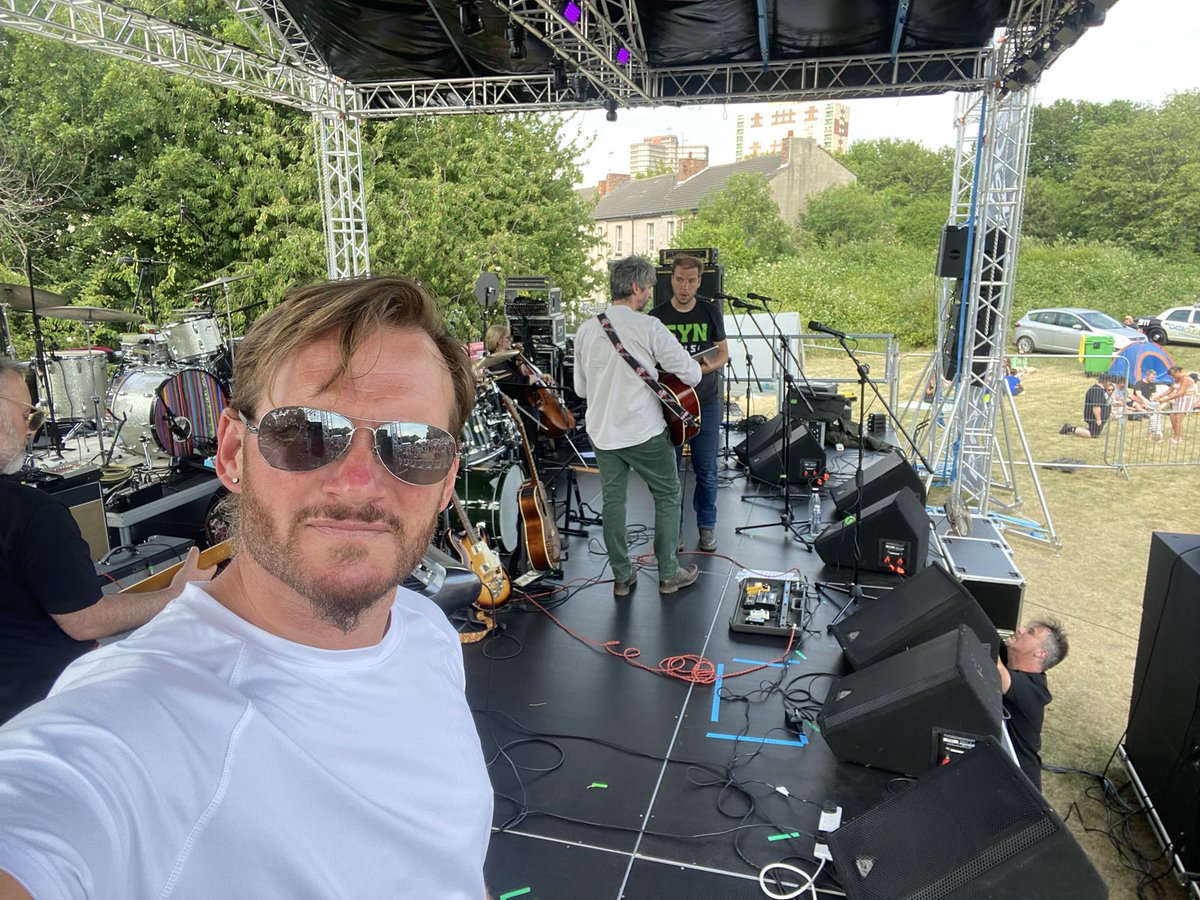 Preparatory to the incredible performance by @reidandersonmu1 @BootleMusic this afternoon. A pleasure to be part of the ensemble in front of those that wish to keep live music living.

#livemusic #liverpoolmusic #bootlemusicfestival #reidanderson #fromoverthewater