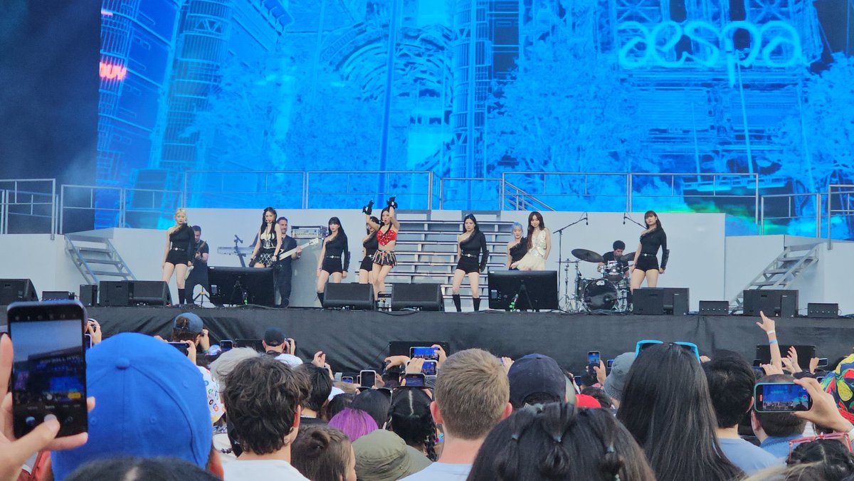 wntrult's tweet photo. aespa Governors Ball Setlist! 

- Girls 
- aenergy
- Life’s Too Short 
- Welcome to MY World 
- Hold On Tight 
- Next Level 
- Black Mamba
- Spicy 
- Salty and Sweet

AESPA LIVE AT GOVBALL
#aespaAtGovBall #GovBallNYC 
#aespa @aespa_official https://t.co/M3ws3X9HnF