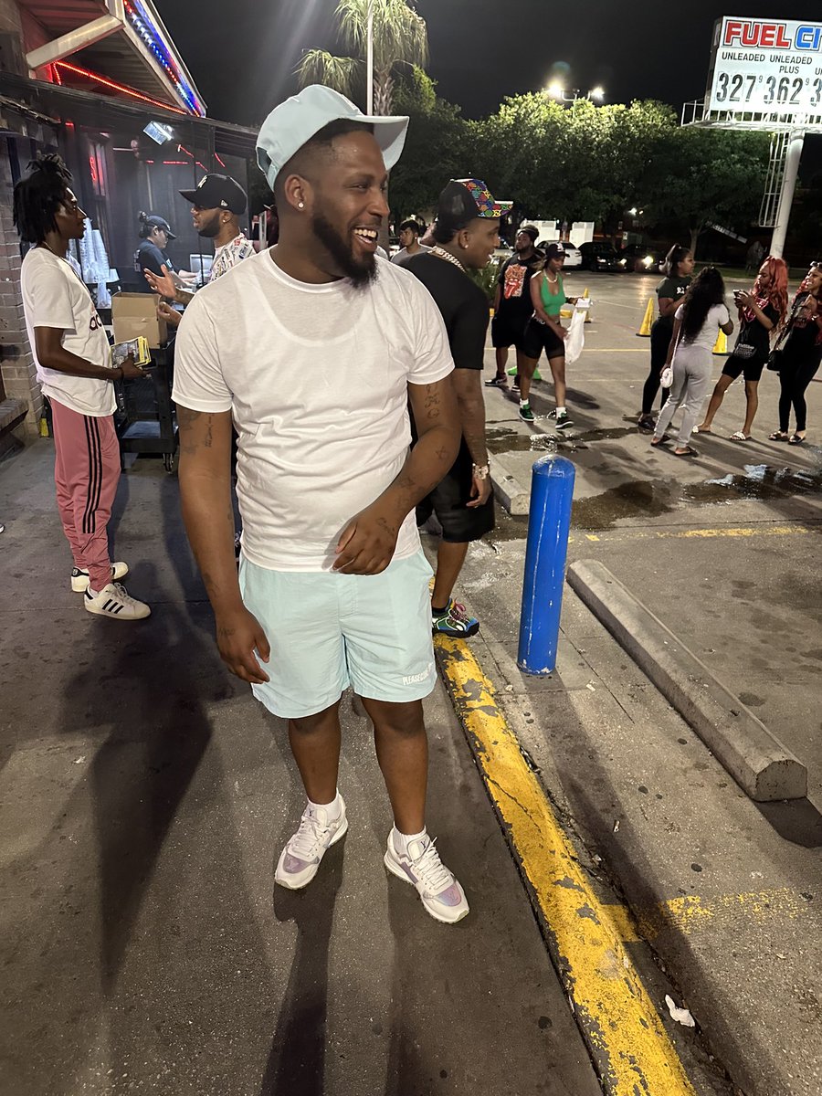 DuccDolla's tweet photo. Bihh Jump Ship 🛳️ Let Da Hoe Drown🏊🏾‍♀️Fwm Rappin U Can’t🚫Fwm In 🅿️ounds🤧🤮 @TRAPBOYFREDDY https://t.co/ukfg54C53Z