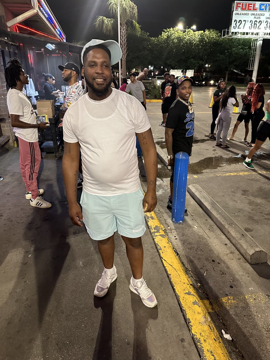 DuccDolla's tweet photo. Bihh Jump Ship 🛳️ Let Da Hoe Drown🏊🏾‍♀️Fwm Rappin U Can’t🚫Fwm In 🅿️ounds🤧🤮 @TRAPBOYFREDDY https://t.co/ukfg54C53Z