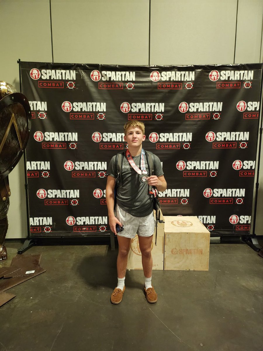 JakeBucci2's tweet photo. Late May I competed in the 16u 120lb Fawa state championship and qualified for Fargo and Placing second 

This past weekend I competed in one of the toughest dual tournaments in the Fl/Ga scene “Knockout summer slam” I wrestled 123 and finished 10-0 with all Pins #agtg https://t.co/QQU2Xj5zdx