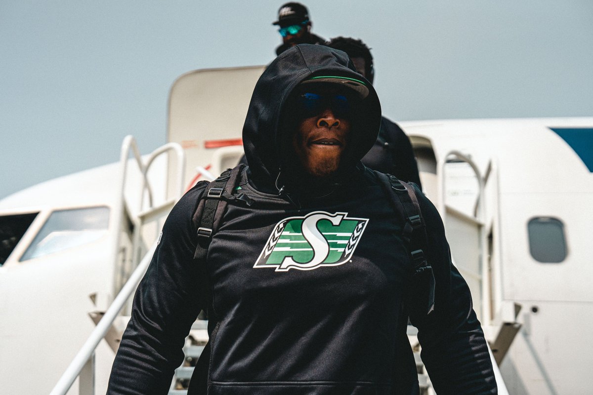 sskroughriders's tweet photo. Wheels up to YEG 🛫

#ALLINGREEN https://t.co/j2mLXljLph