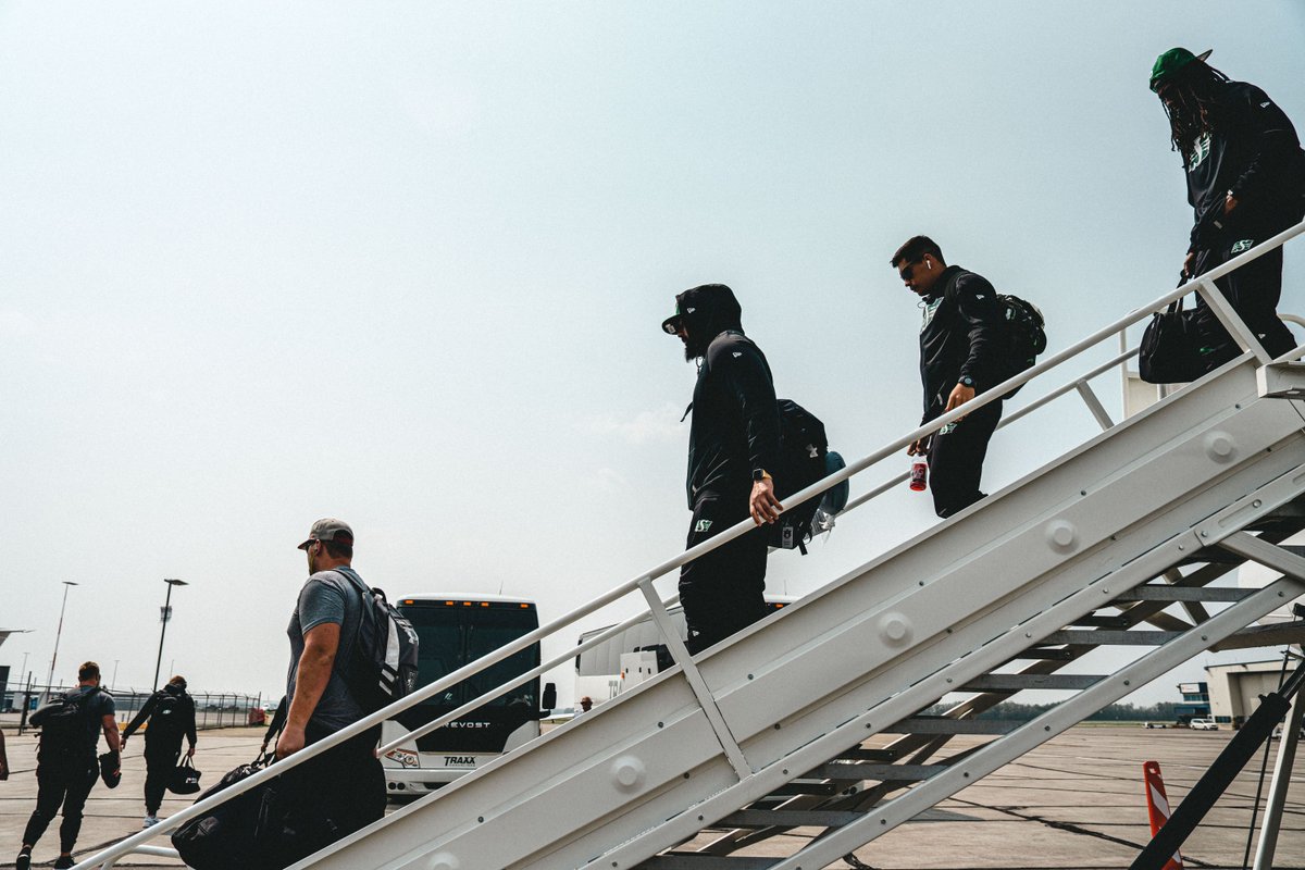 sskroughriders's tweet photo. Wheels up to YEG 🛫

#ALLINGREEN https://t.co/j2mLXljLph