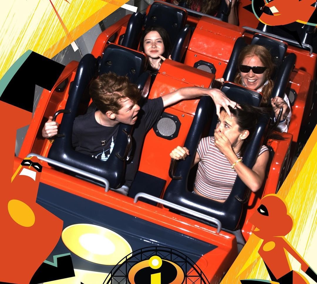 madelewine's tweet photo. Disney Photo Dump Part 2! https://t.co/SIZ2mJtV2e