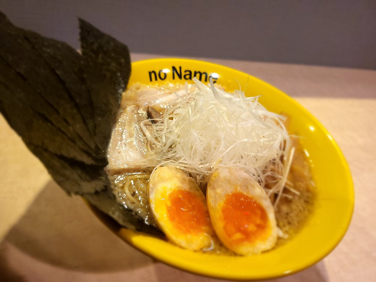 no_Name_ys_'s tweet photo. おはようございます！
no Nameです😊

本日諸事情により15時で閉めさせていただきます。
雨が降っているので足元にお気をつけてお越しください☔

お待ちしております😊

 #らーめん #ラーメン #仙台ラーメン #仙台グルメ #noName #仙台 #八木山  #ダーツ #ダーツバー #拡散希望 https://t.co/Z8R7YIU5E4