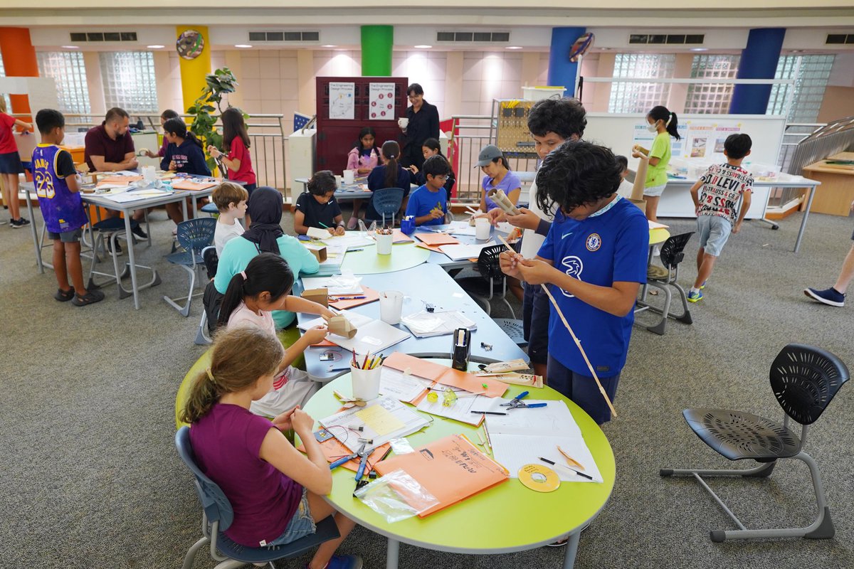 davidleeedtech's tweet image. #pblchat #projectbased