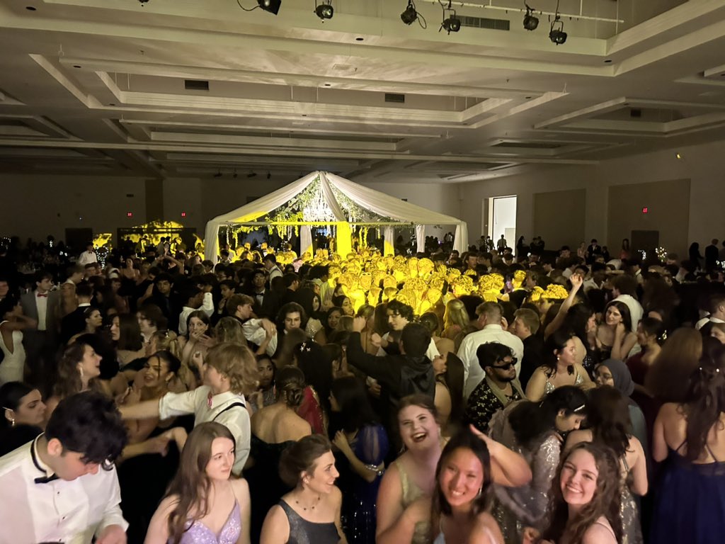 A great class having a great time! #ShenHS #Shen2023