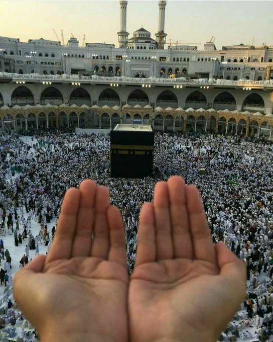 اَلسَلامُ عَلَيْكُم وَرَحْمَةُ اَللهِ وَبَرَكاتُهُ
صبح بخیر🌸
❤"لاَّ إِلَـهَ إِلاَّ أَنتَ سُبْحَـنَكَ إِنِّى كُنتُ مِنَ الظَّـلِمِين○َ
اےﷲﷻ ہم سب کى مشکلوں کو دور فرما"❤
                           آمین️💞