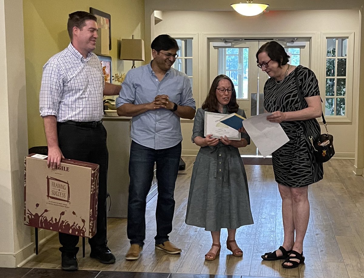 KidneyWars's tweet photo. The just out book by @TheRealDoctorT made fantastic graduation gifts for @VCU_Nephrology fellows! Highly recommend! 
@AkbarNouman @viral_nephro https://t.co/LOtGNk9U6j