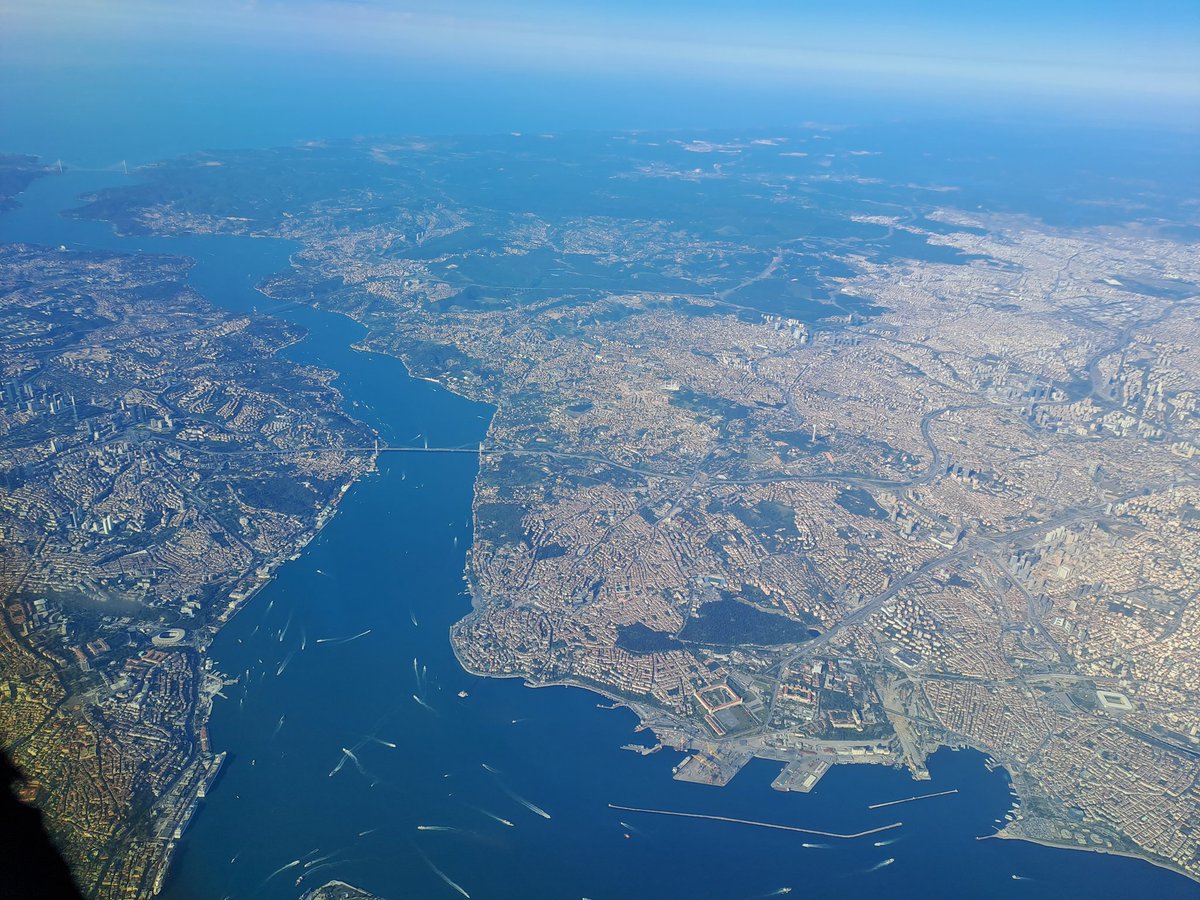 metat3000's tweet photo. Istanbul and Sunrise over Indian Ocean.... https://t.co/DLwkgkk2PD