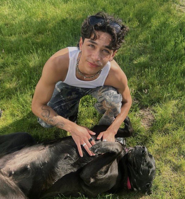 ⠀

                      𝙖𝙢𝙖𝙧𝙞 𝙚𝙢𝙚𝙩𝙚𝙧𝙞𝙤.

⠀