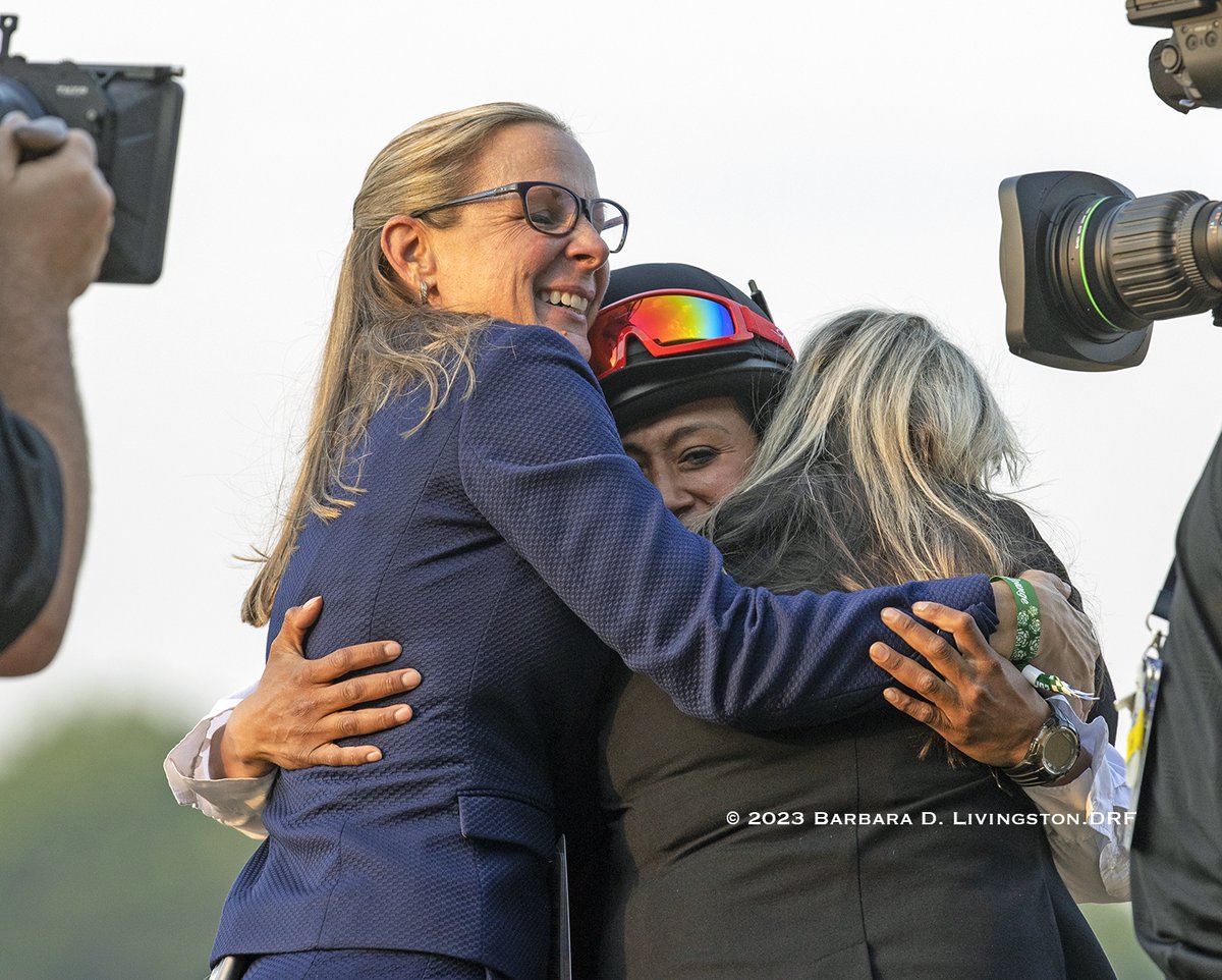 Jena Antonucci, outrider Bernice Romero, and Antonucci assistant Fiona Goodwin....yayyyyy!

Congratulations again to Jena and team on Arcangelo's powerful Belmont win! Having been a Jena fan since early on, I know how very, very well-deserved this win is for all involved. 👏🌟