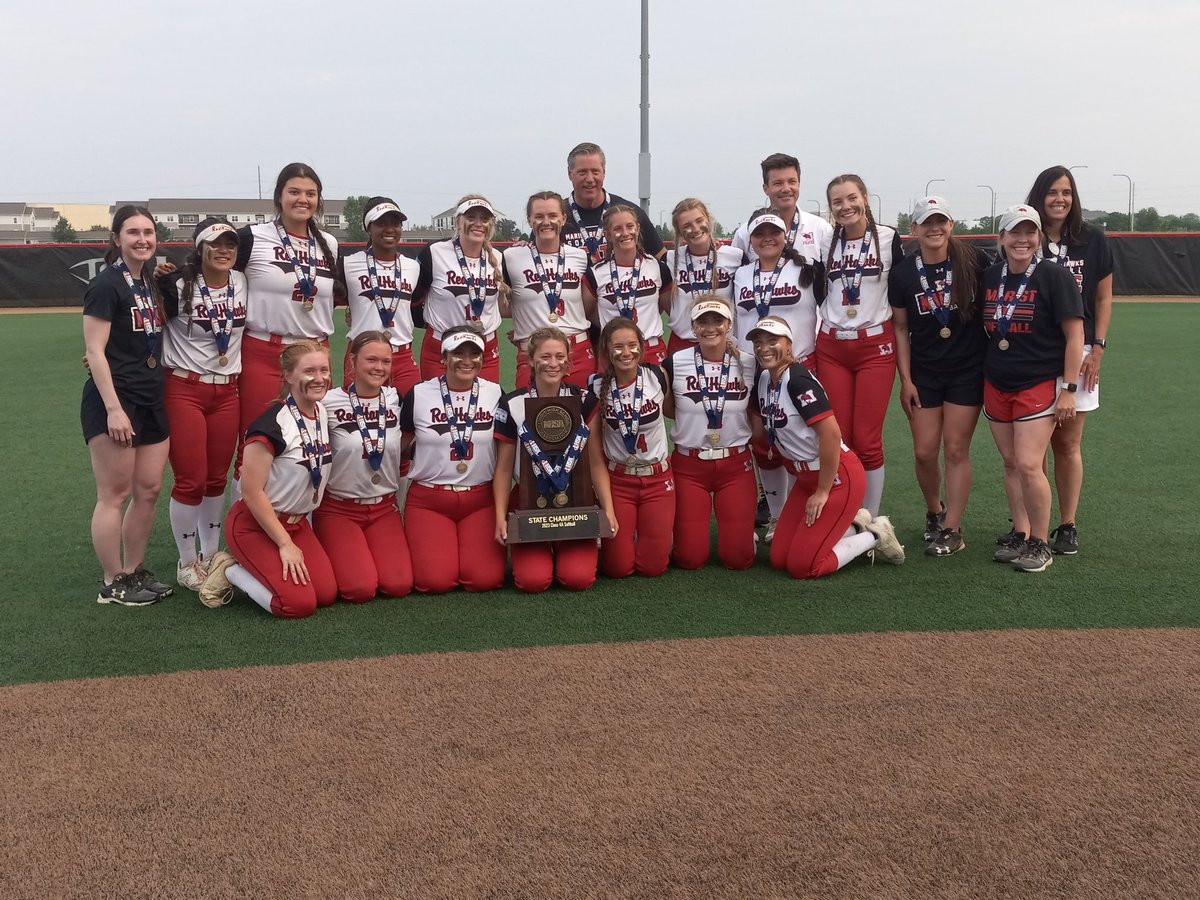 Tim_OBrien10's tweet photo. The Marist RedHawks, your Class 4A state champions. https://t.co/TYdV288wyu