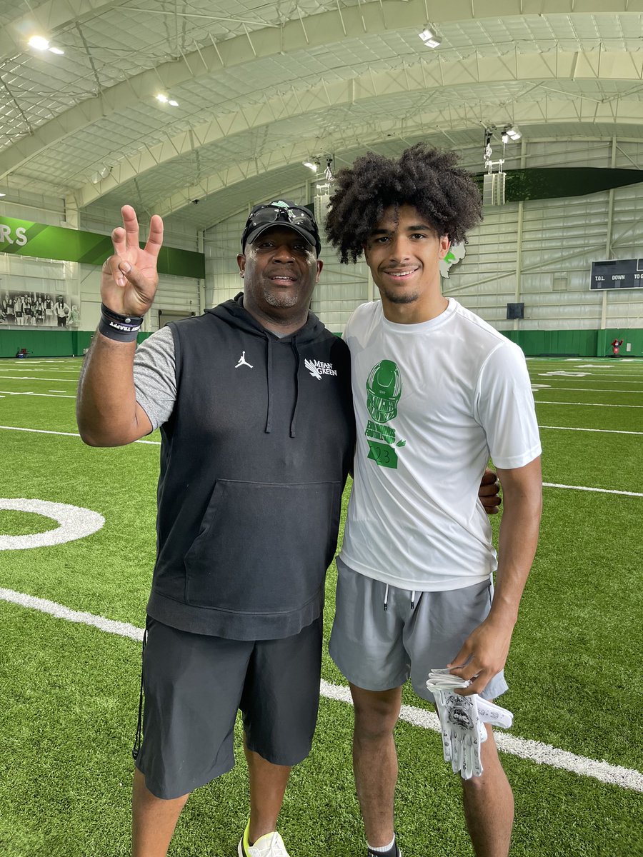 CoreySi9's tweet photo. Had great time learning from some of the best at the UNT football camp!🦅 https://t.co/tzhaS71eSF