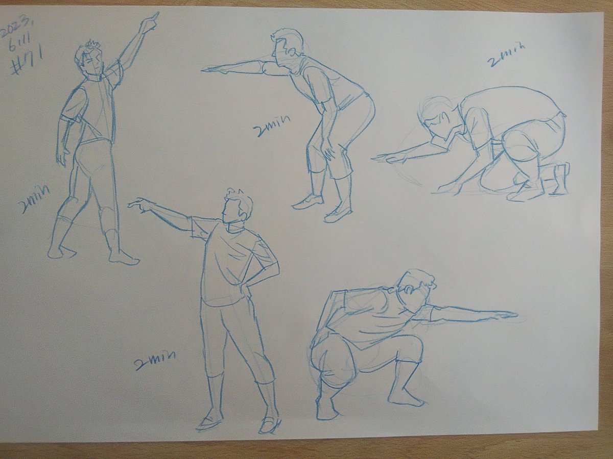 #さとまこクロッキー
#今日のクロッキー

＃71&amp;72
71、何を測っていたのだろう？🤔
72、躍動感のあるポーズ、気分が上がってくる⤴️ https://t.co/hRCWyCEQyl