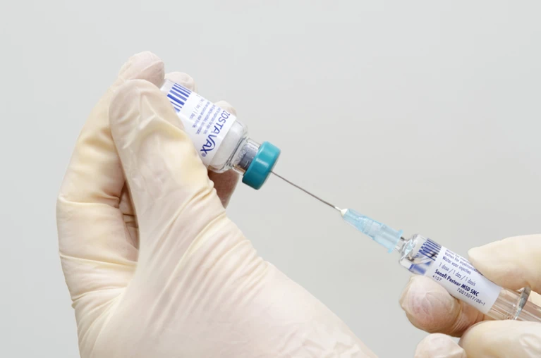 Agingdoc⭐David Barzilai🔔MD PhD MS MBA DipABLM🩺 (@agingdoc1) on Twitter photo Does shingles vaccination cut dementia risk? Large study hints at a link
<a href="/Sara_Reardon/">Sara Reardon</a>
"Analysis of nearly 300,000 people finds an association between the shingles jab and a lower rate of dementia — but questions linger..."
nature.com/articles/d4158… Does shingles vaccination cut dementia risk? Large study hints at a link
<a href="/Sara_Reardon/">Sara Reardon</a>
"Analysis of nearly 300,000 people finds an association between the shingles jab and a lower rate of dementia — but questions linger..."
nature.com/articles/d4158…