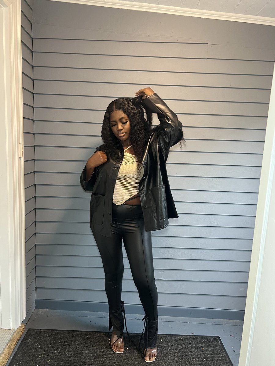 Daniellendama_'s tweet photo. Heard you got a thing for me https://t.co/RFUP1B6X7L
